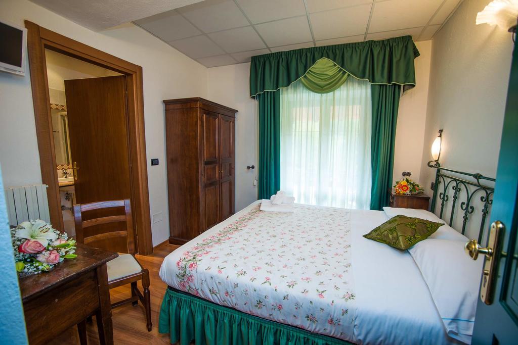 Albergo Le Macinaie - Monte Amiata Castel del Piano  Bagian luar foto