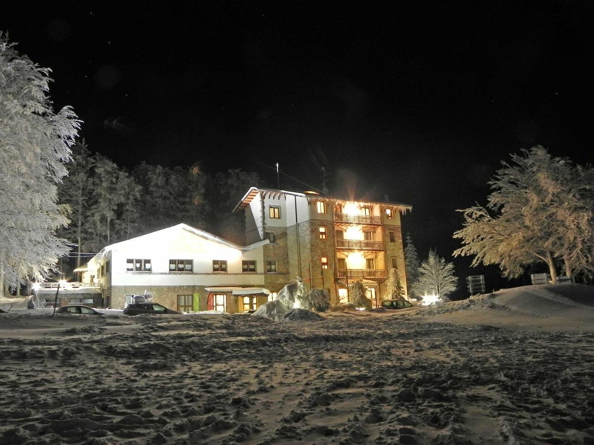 Albergo Le Macinaie - Monte Amiata Castel del Piano  Bagian luar foto